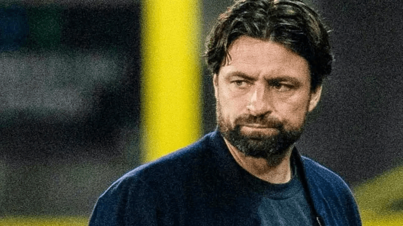 Martin apologizes after Rangers' record European loss