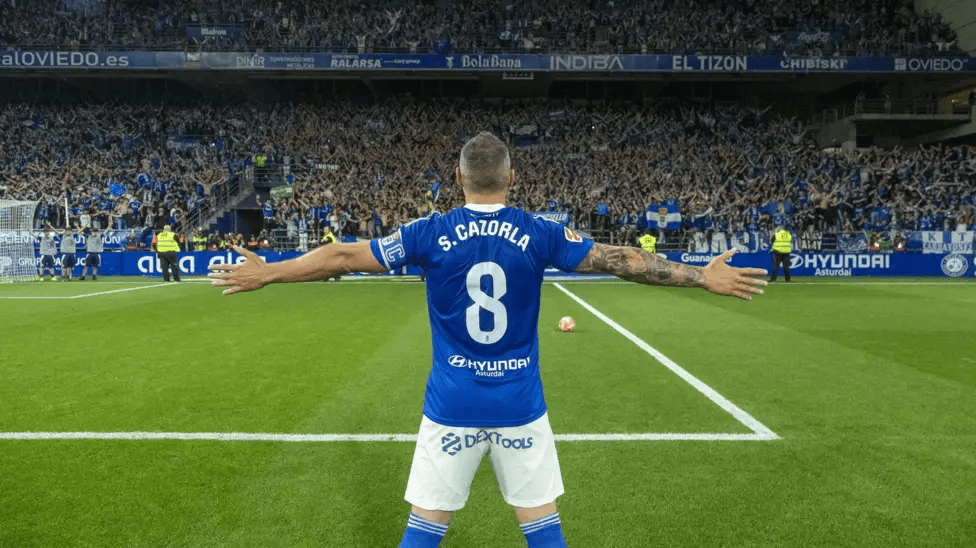 Cazorla's comeback goal lifts Oviedo to play-off final