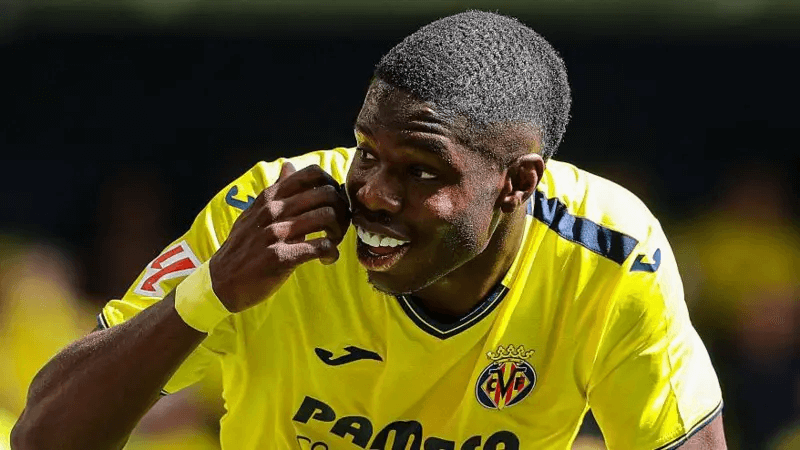 Moyes Eyes Barry as Everton's Key Summer Signing